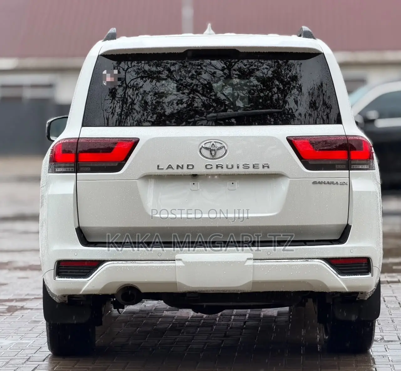 Toyota Land Cruiser 2024 White