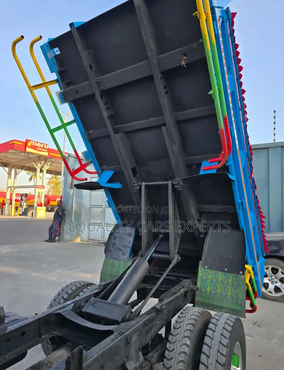Canter TIPPER 4D33 TONE 2 1⁄2 1999
