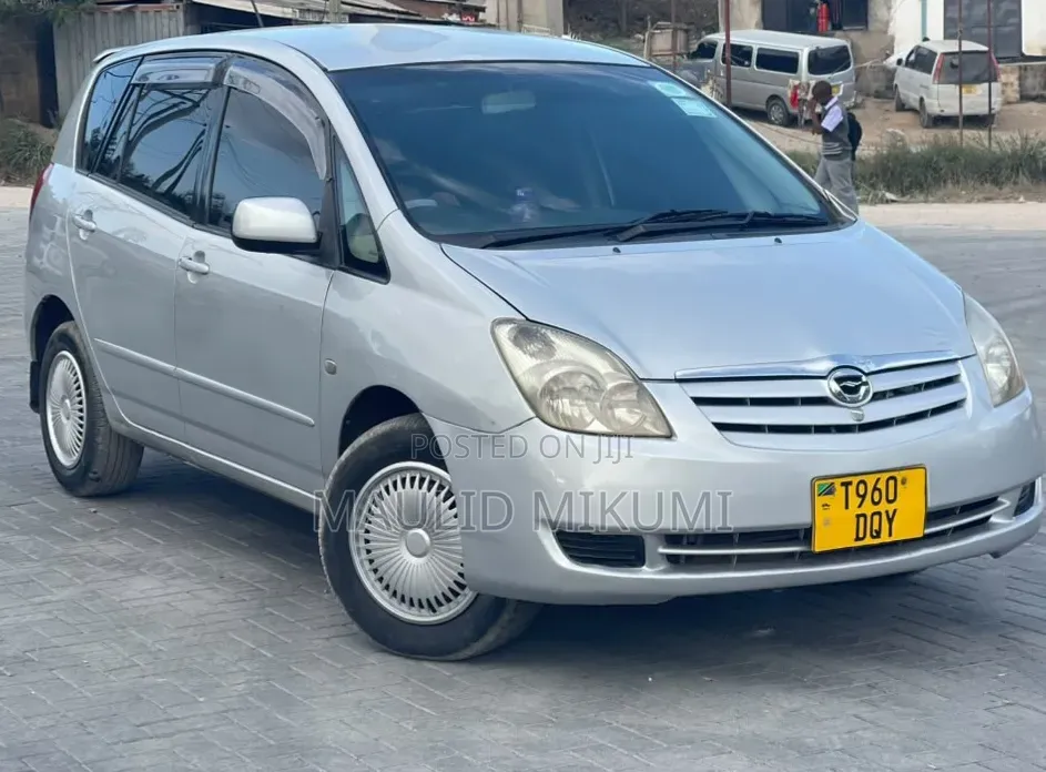 Toyota Corolla Spacio 2003 Silver