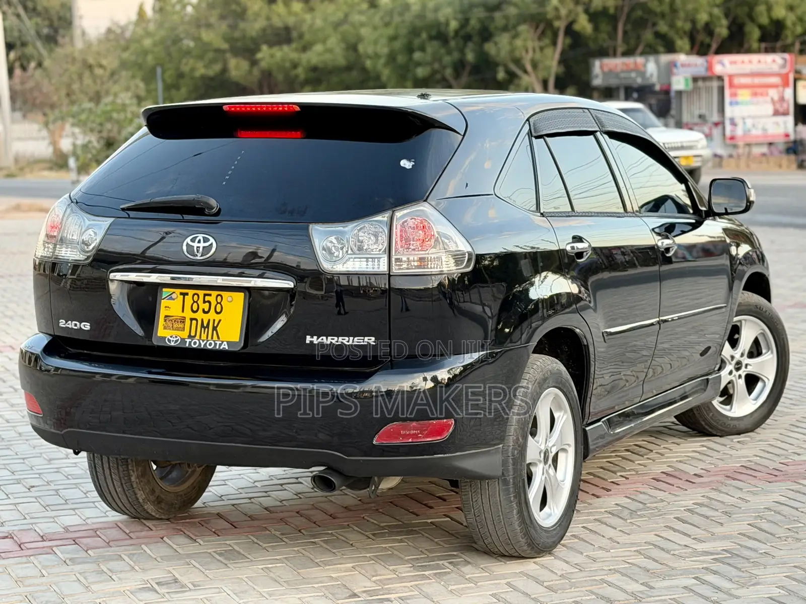 Toyota Harrier 2.4 2007 Black