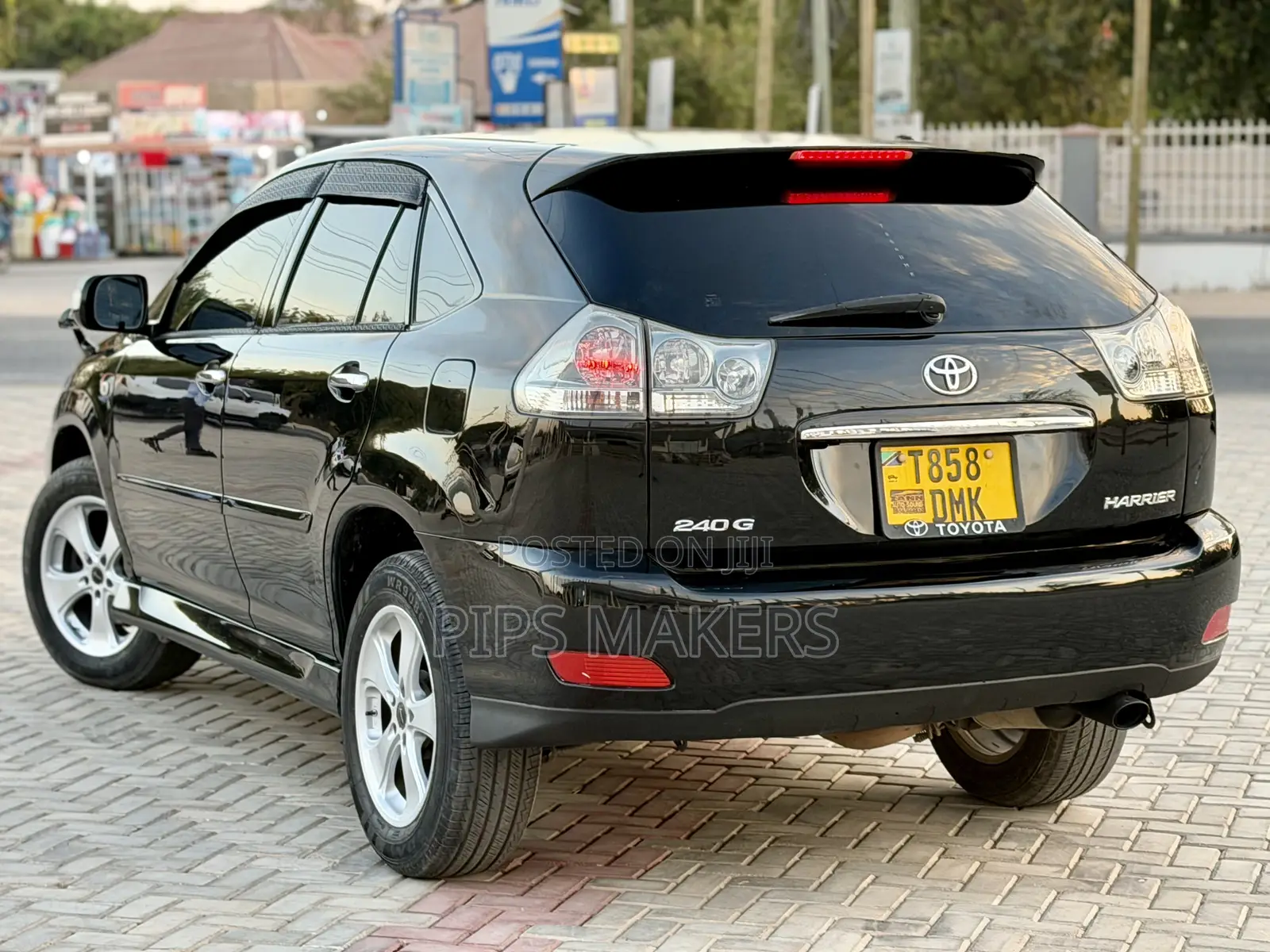 Toyota Harrier 2.4 2007 Black