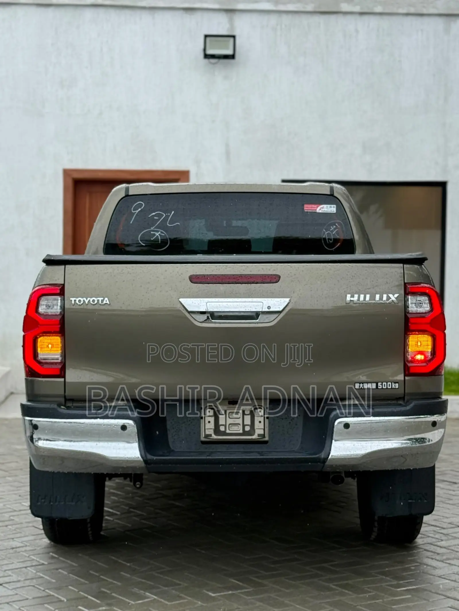 Toyota Hilux 2023 Beige