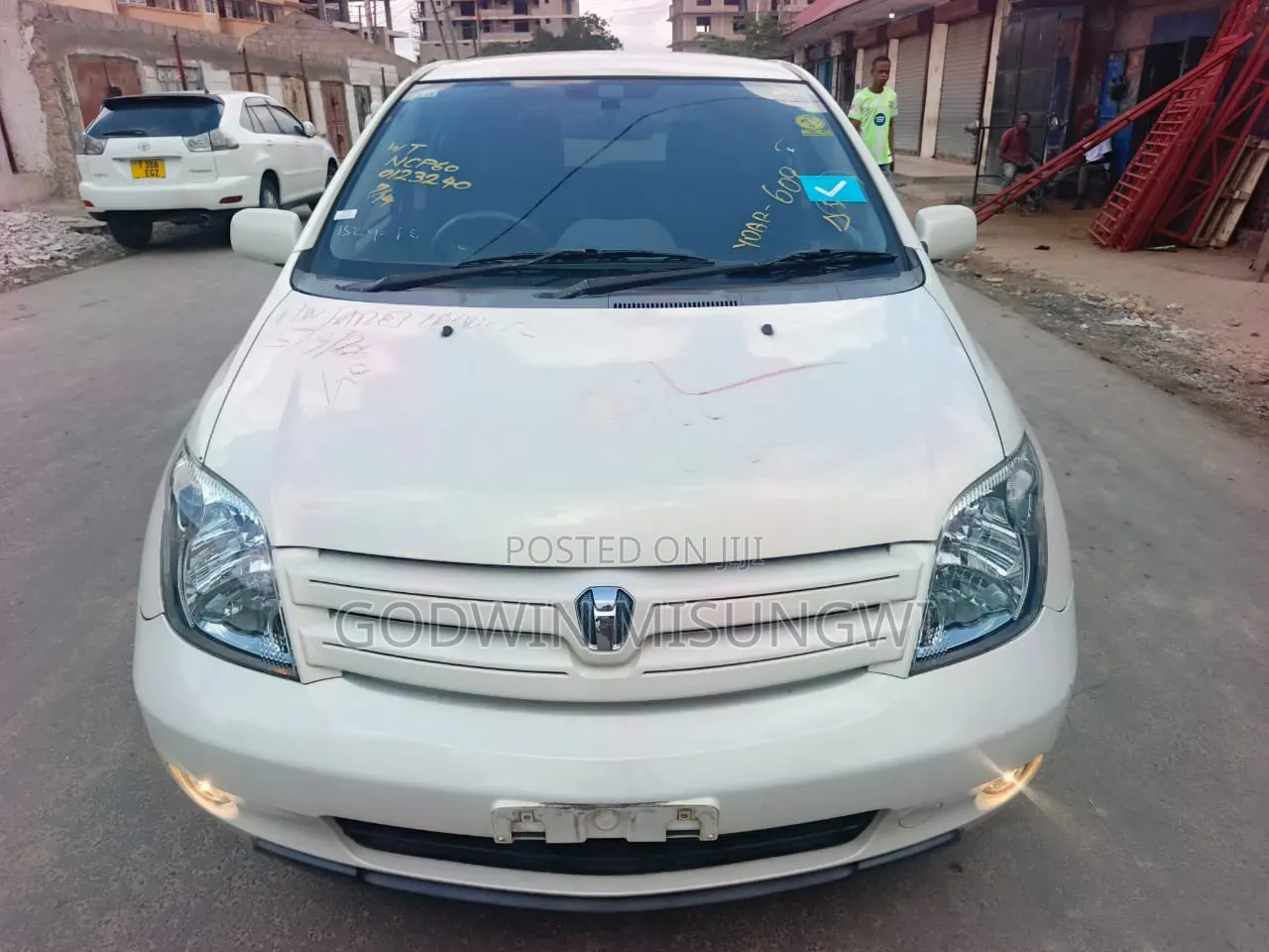 Toyota IST 2004 White