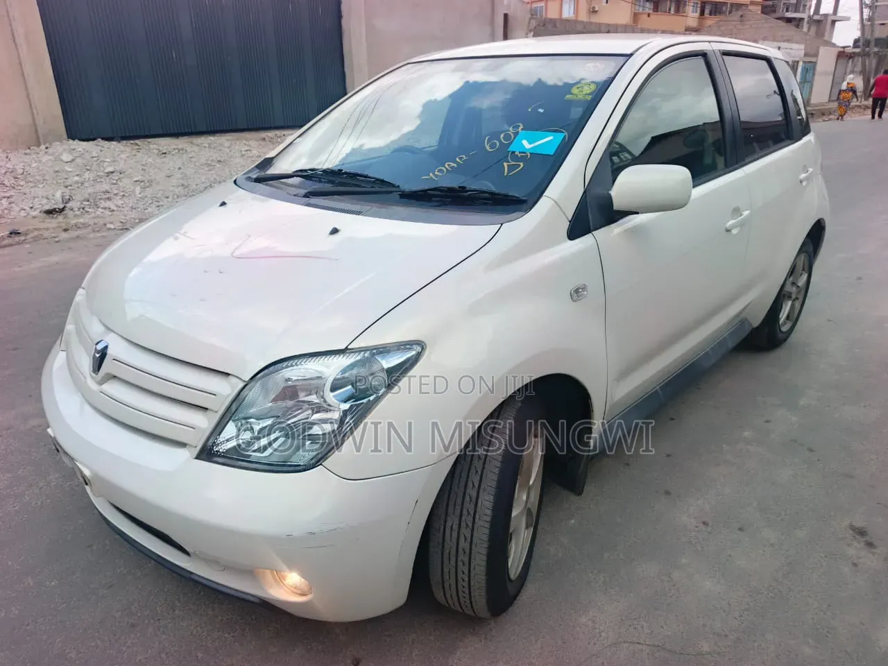 Toyota IST 2004 White