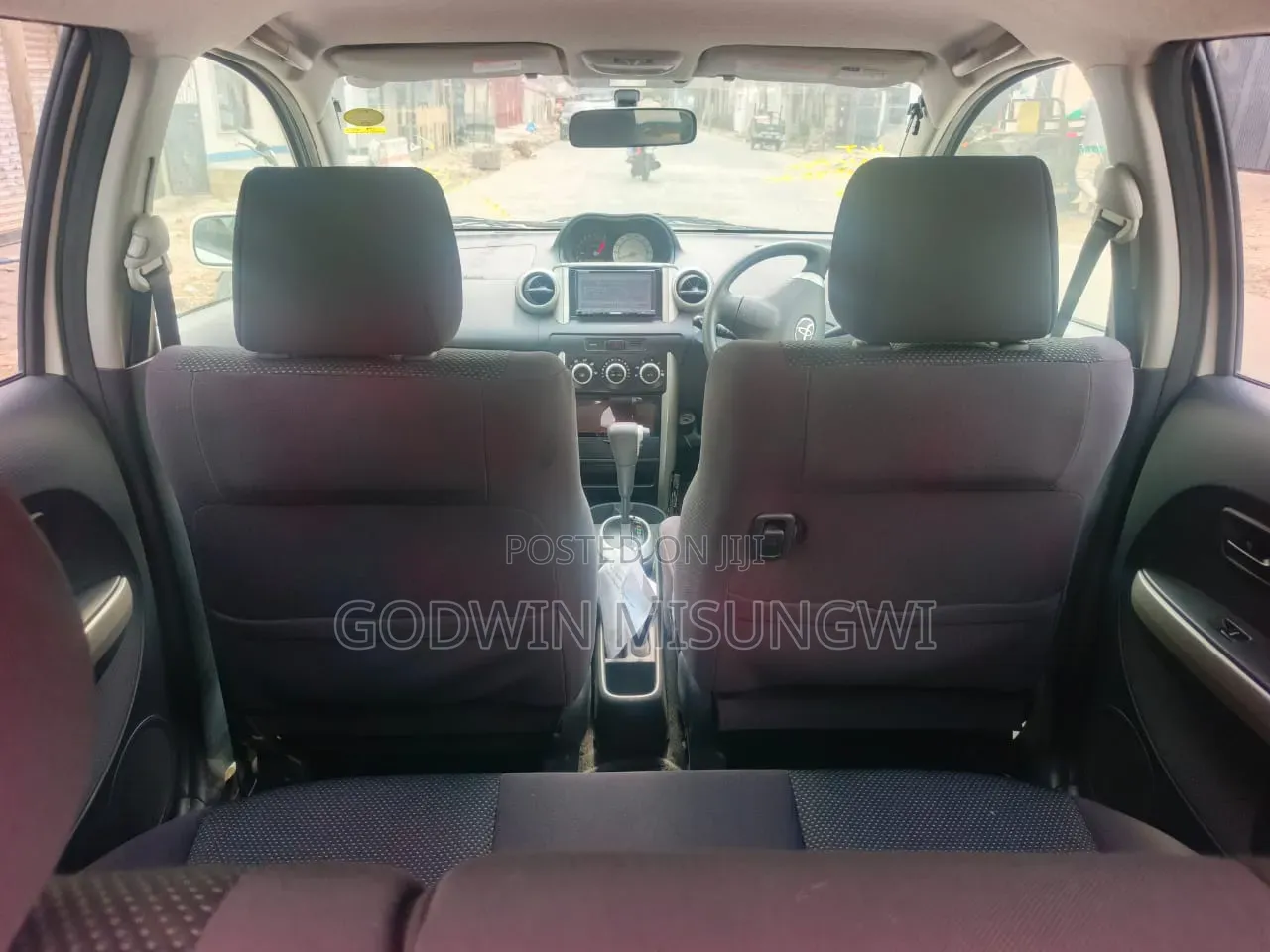 Toyota IST 2004 White
