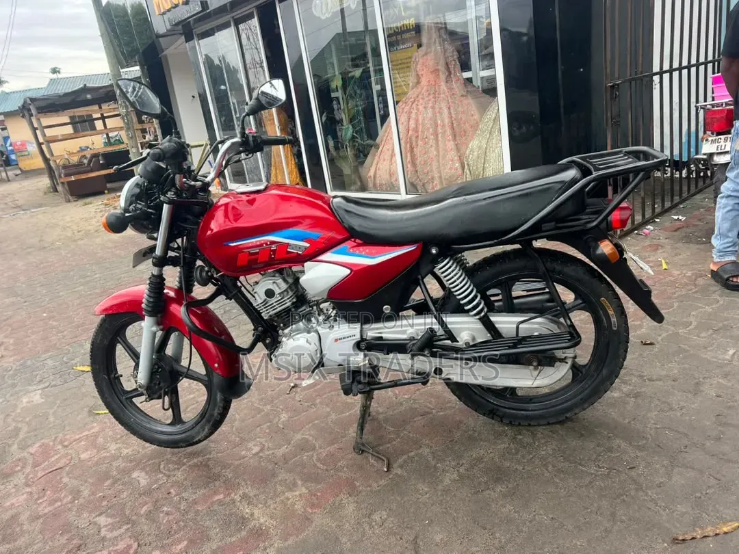 TVS HLX 125 2025 Red