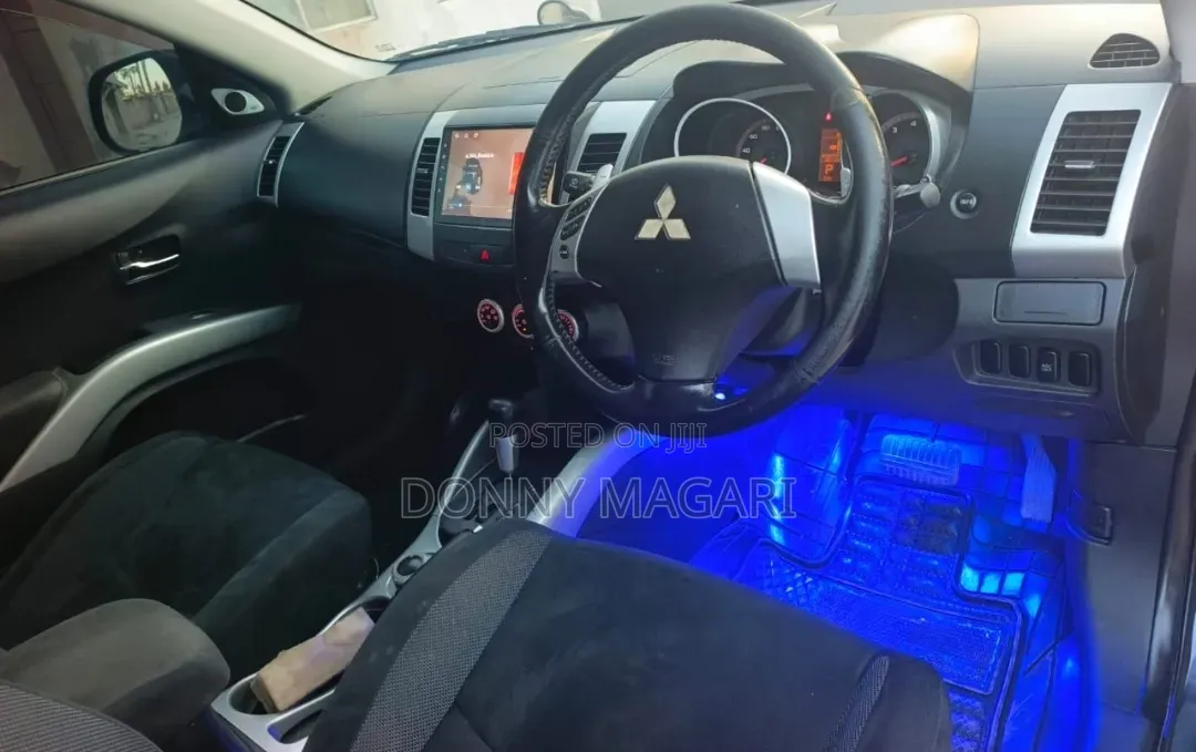 Mitsubishi Outlander 2006 Gray