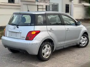 Toyota IST 2004 Black