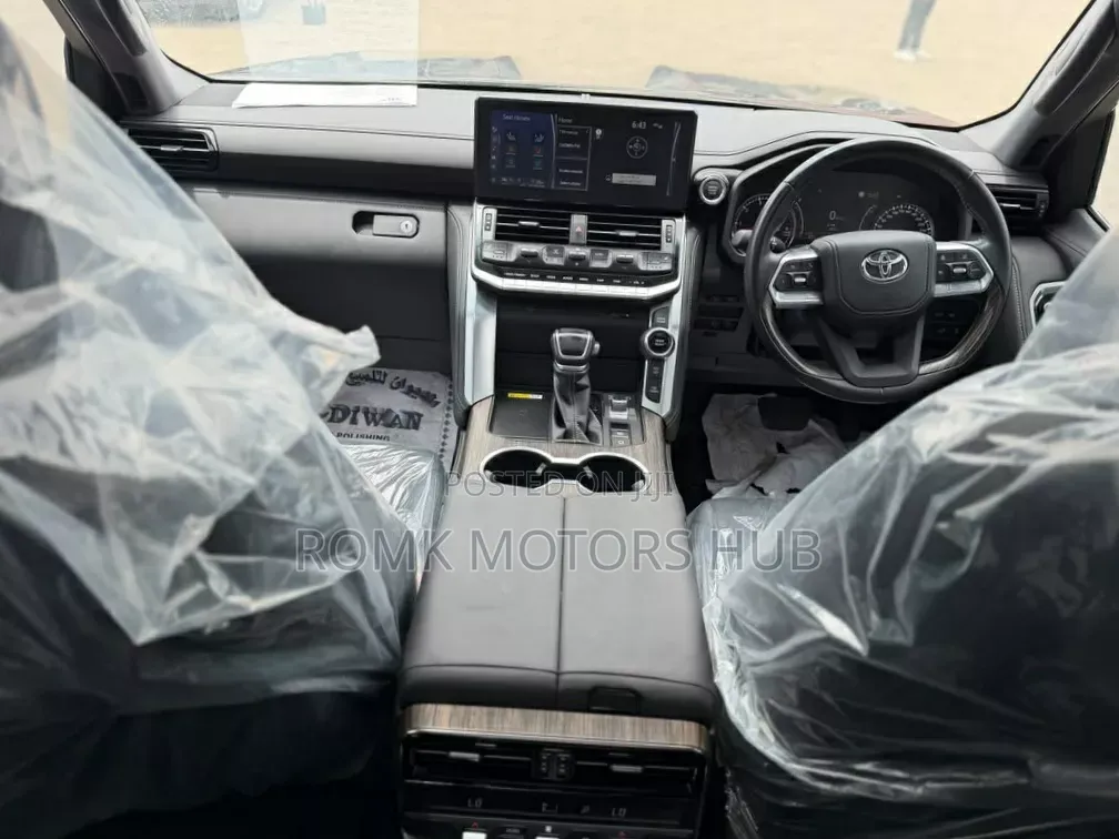 Toyota Land Cruiser Prado 2024 Black