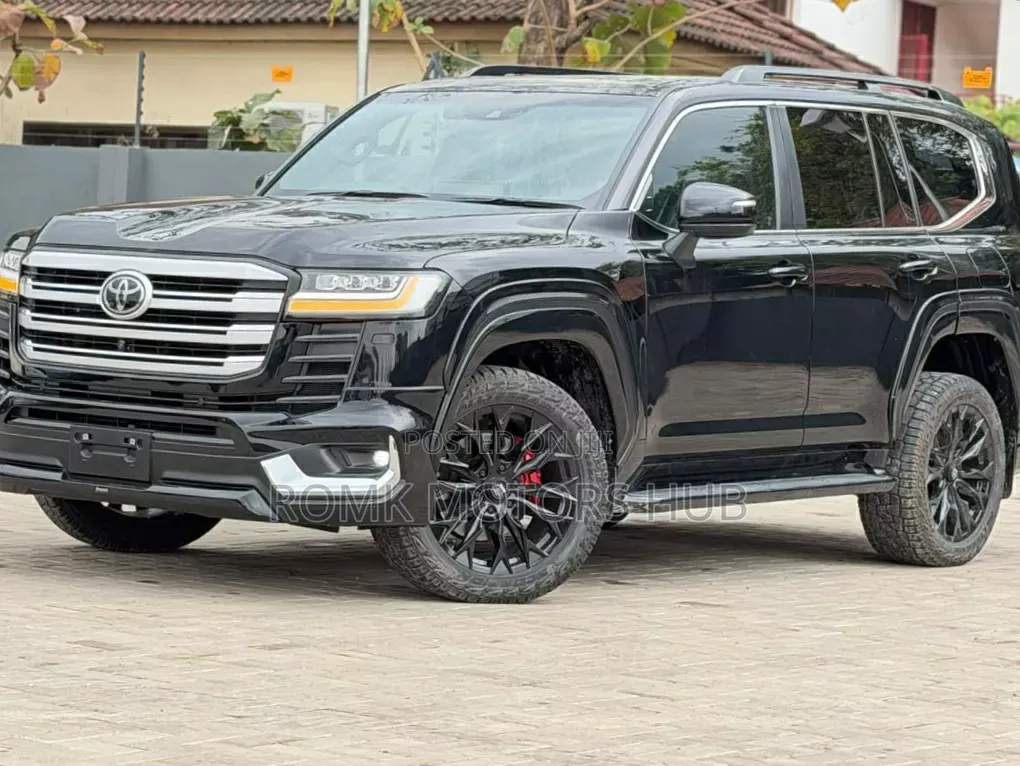 Toyota Land Cruiser Prado 2024 Black