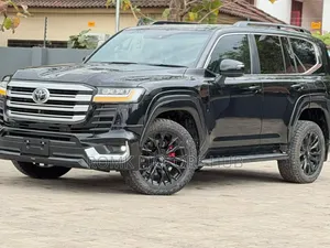 Toyota Land Cruiser Prado 2024 Black