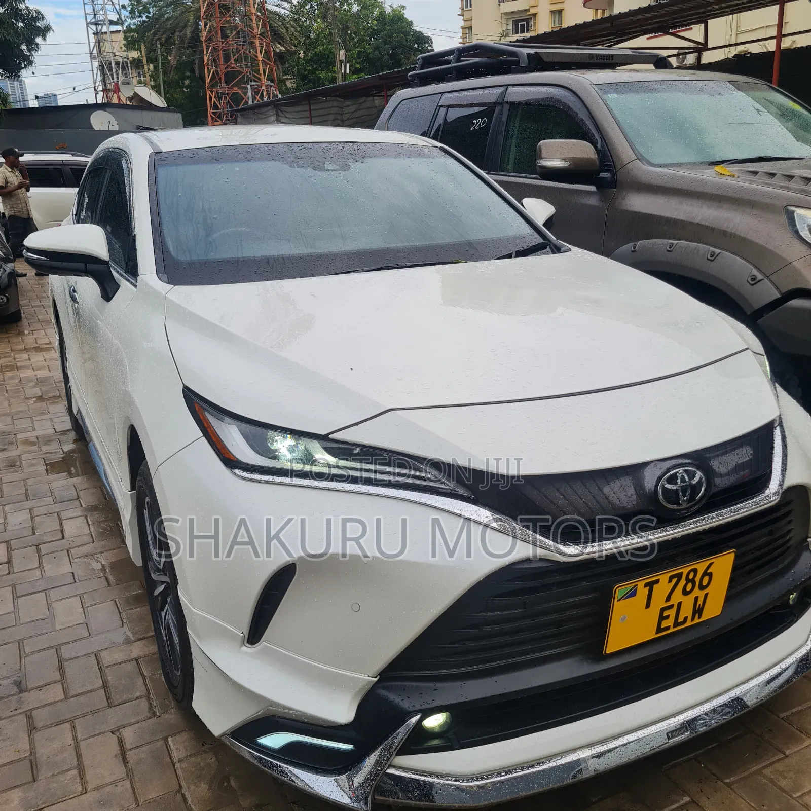 Toyota Harrier 2020 White