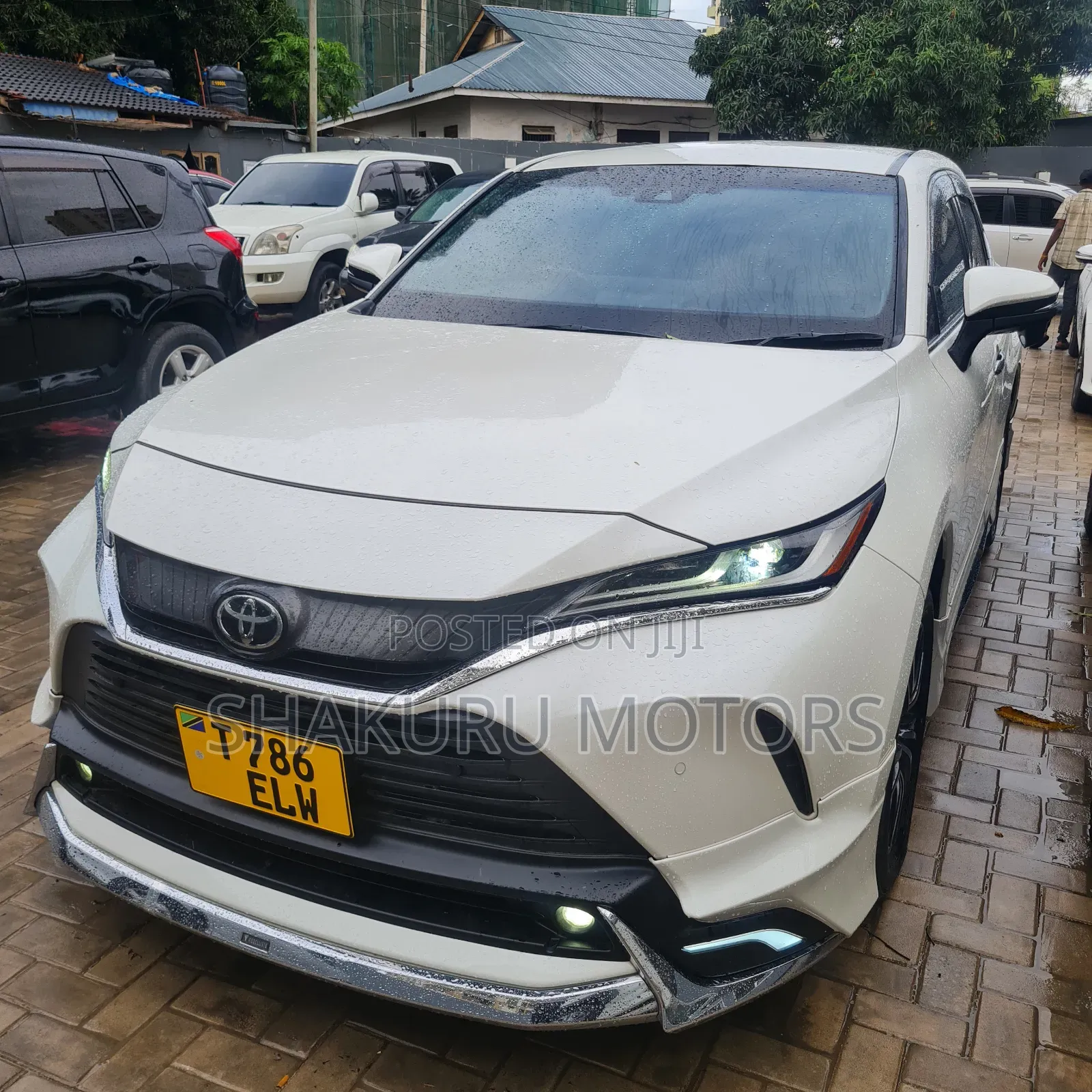 Toyota Harrier 2020 White