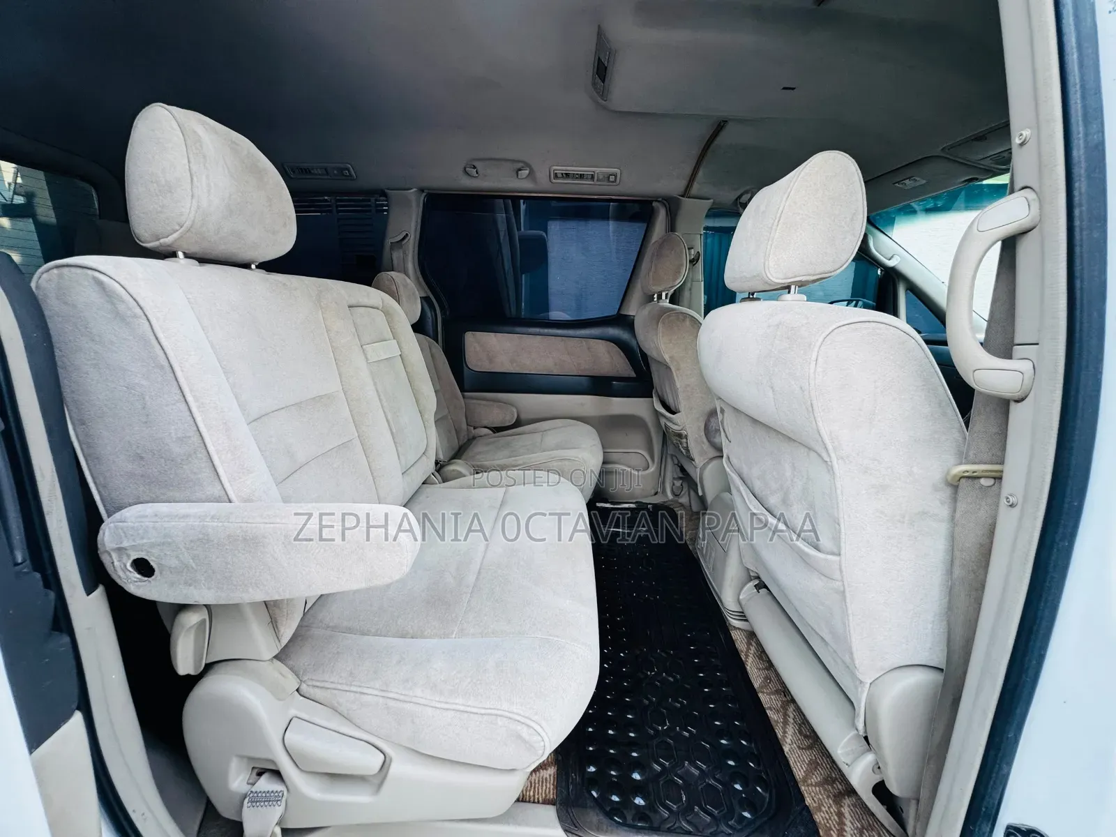 Toyota Alphard 2004 White