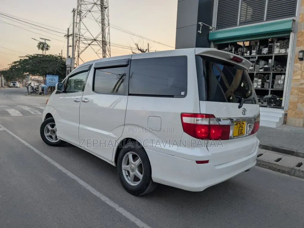 Toyota Alphard 2007 White