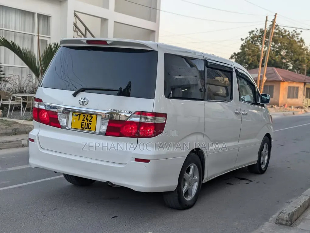 Toyota Alphard 2007 White