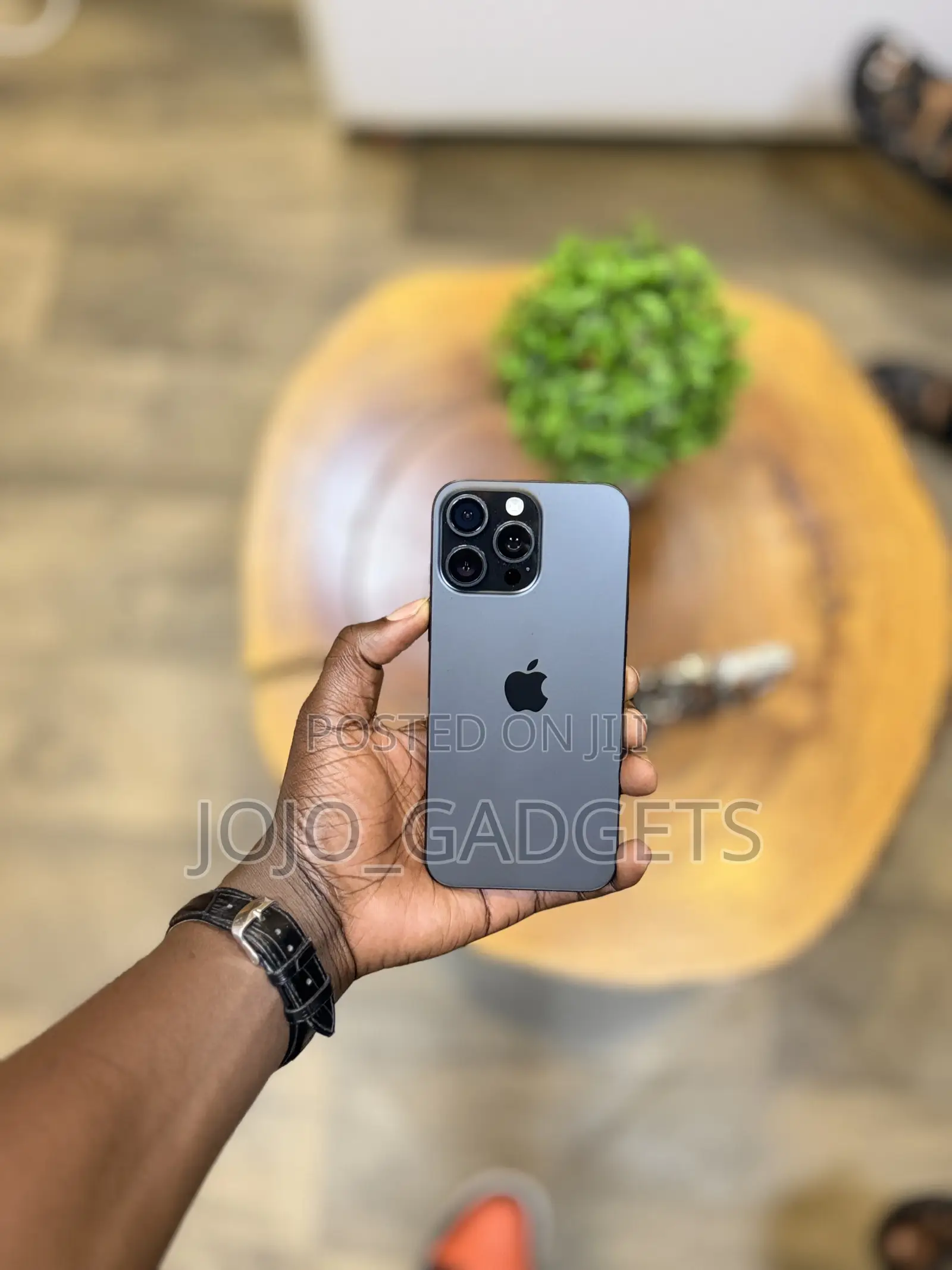 Apple iPhone 16 Pro 128 GB Black