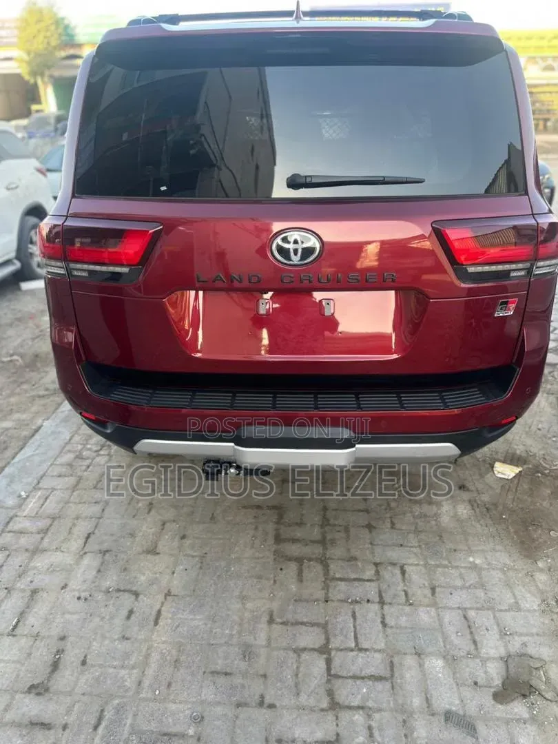 Toyota Land Cruiser 2024 Maroon