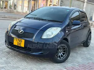 Toyota Vitz 2009 Blue