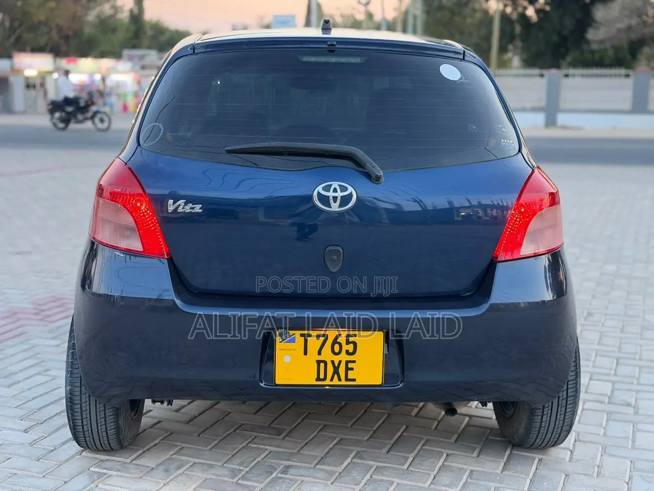 Toyota Vitz 2009 Blue