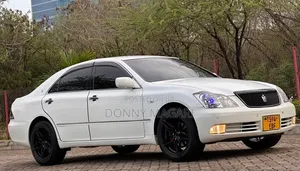 Toyota Crown 2007 White