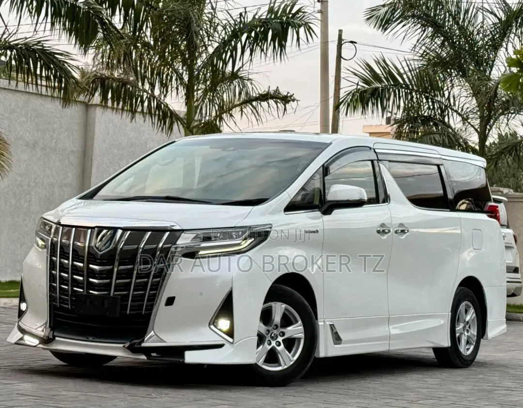 Toyota Alphard 2019 White