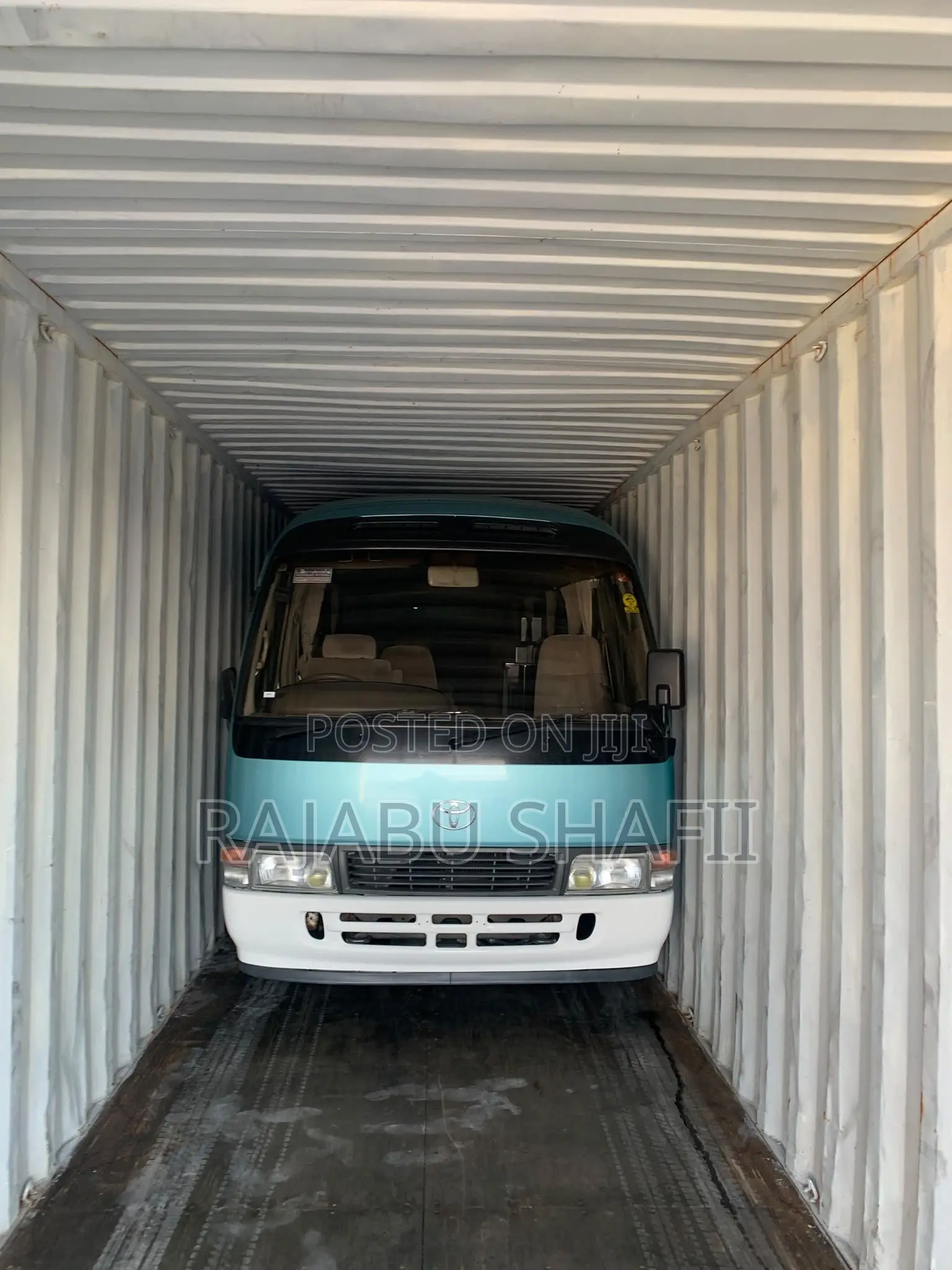 Toyota Coaster 2002