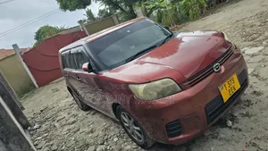 Toyota Corolla Rumion 2010 Maroon