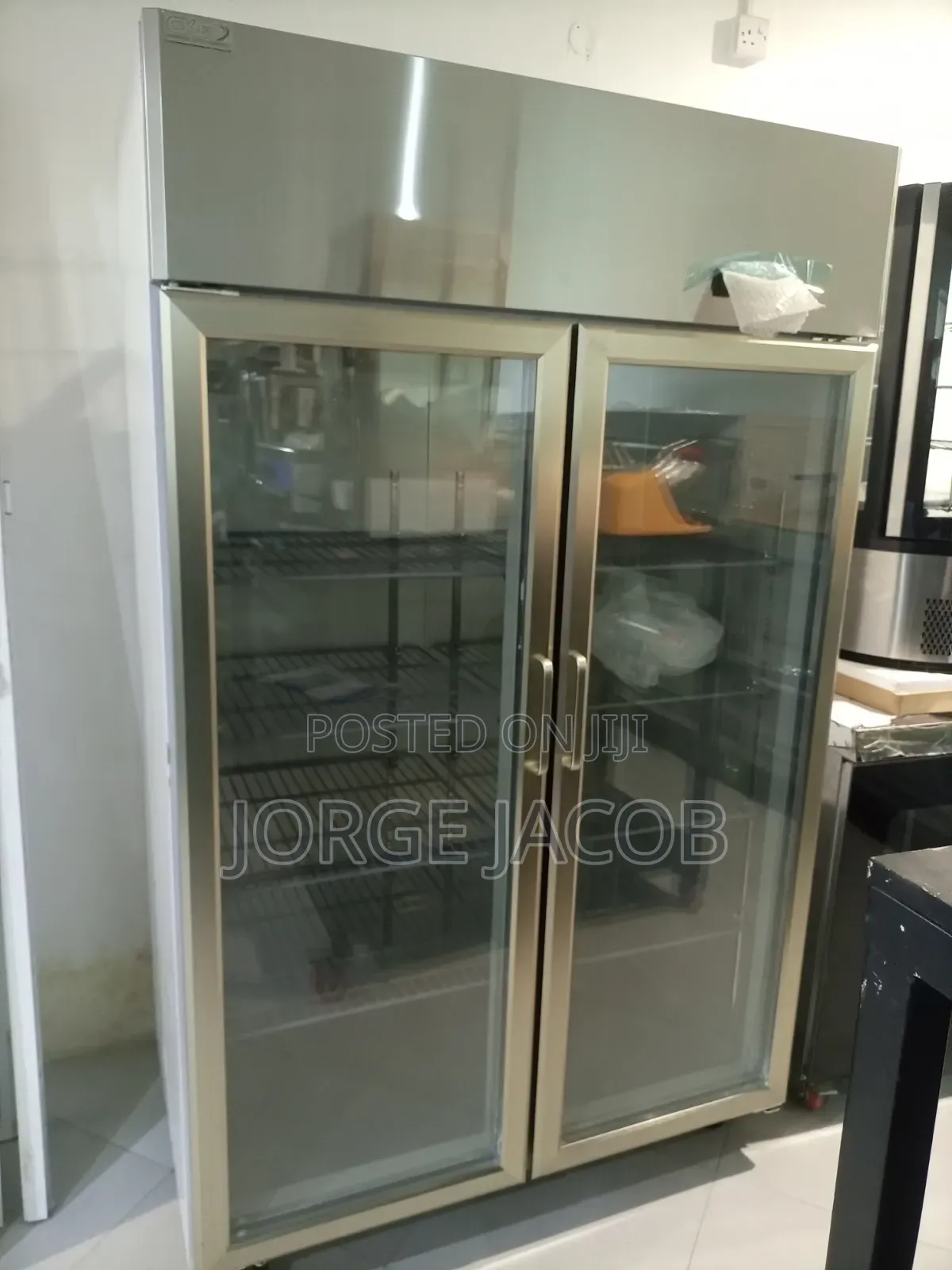 Double Glass Door Commercial Upright Display Refrigerator/Chiller