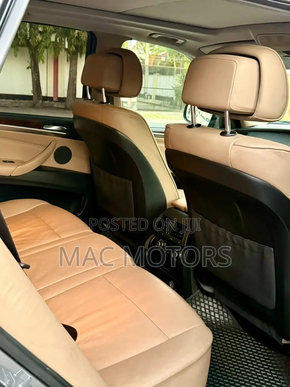 BMW X5 xDrive30i AWD (3.0L 6cyl 6A) 2010 Gray
