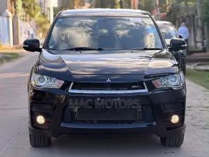 Mitsubishi Outlander 2010 Black