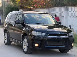 Mitsubishi Outlander 2010 Black