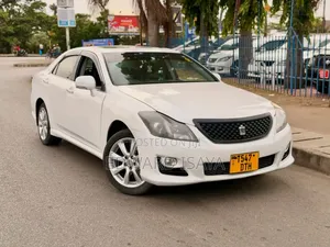 Toyota Crown 2008 White