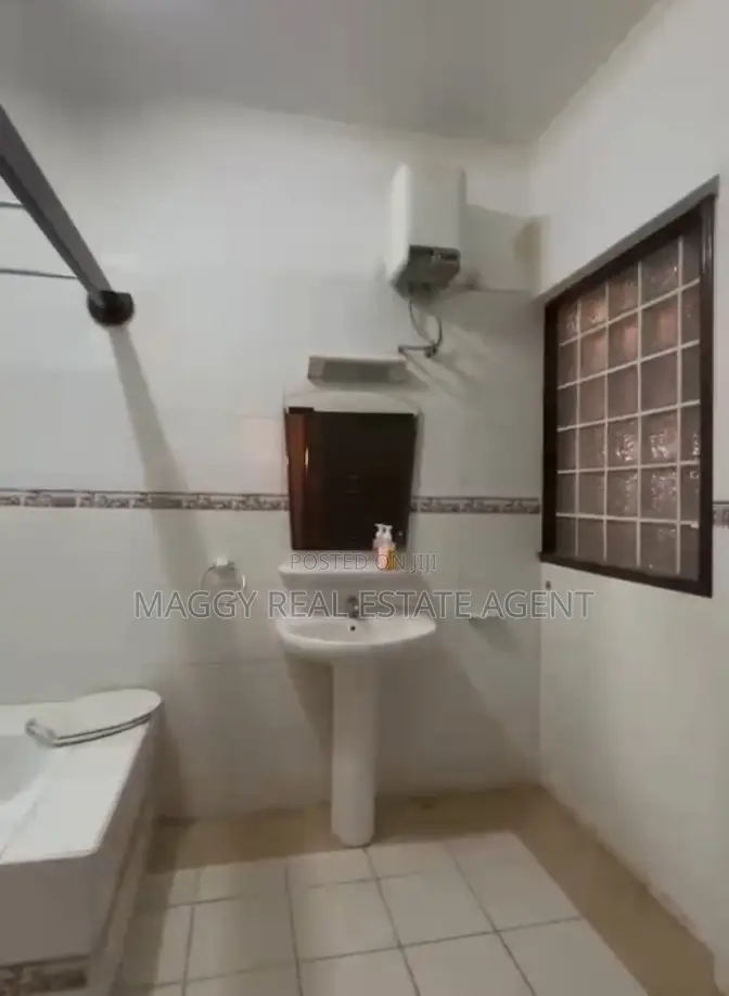 5bdrm House in Mbezi Beach for rent