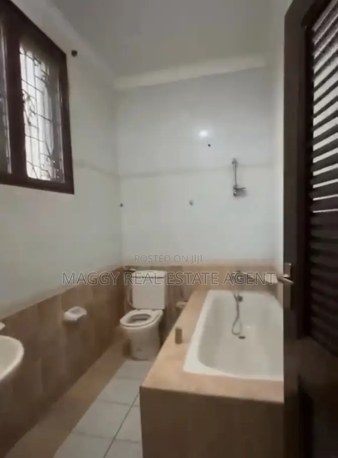 5bdrm House in Mbezi Beach for rent