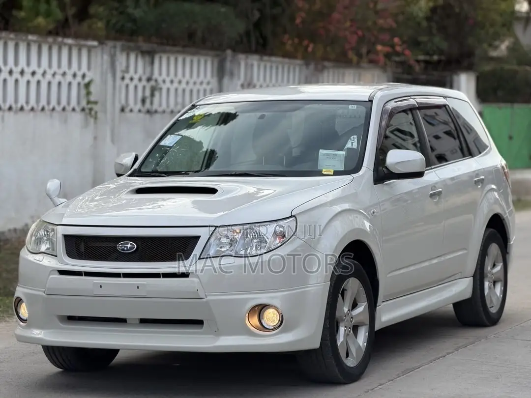 Subaru Forester 2009 White