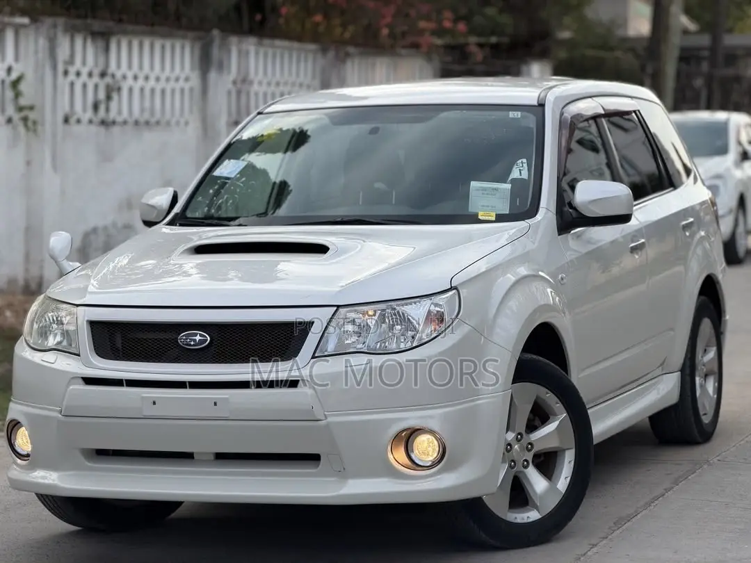 Subaru Forester 2009 White