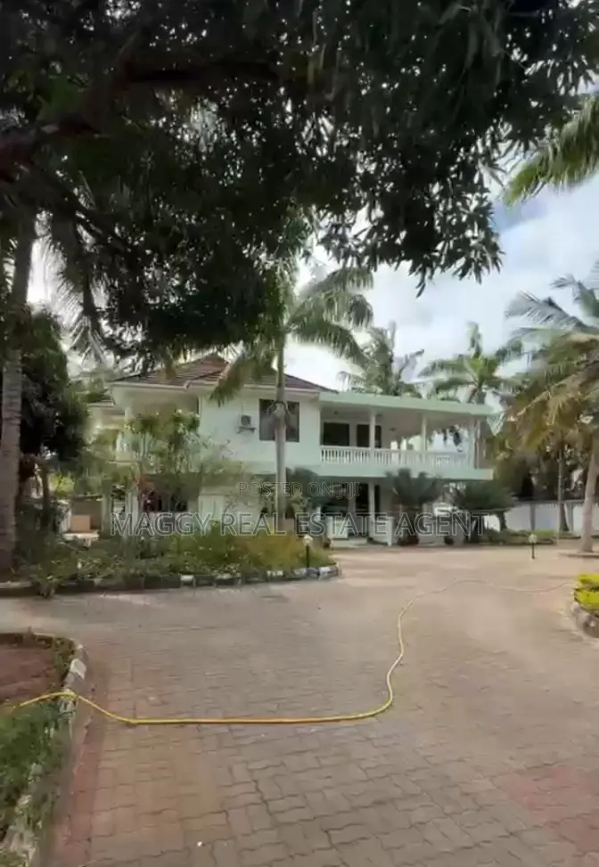 5bdrm House in Mbezi Beach for rent