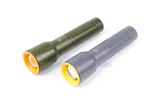 Rechargeable Telescopic LED Flashlight 7W