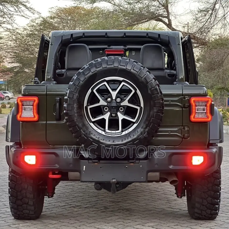Jeep Wrangler 2024 Green