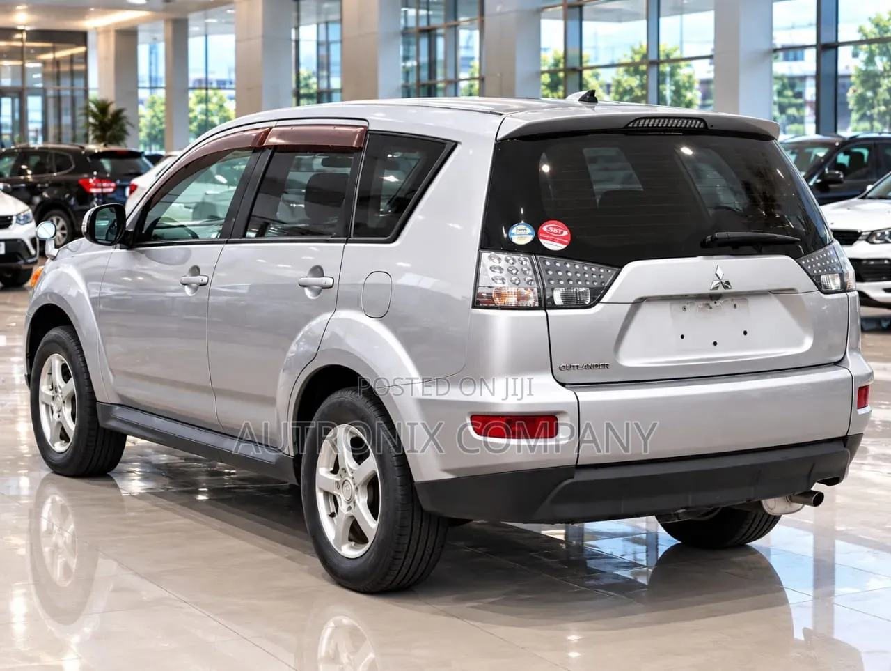 Mitsubishi Outlander XLS 2010 Silver
