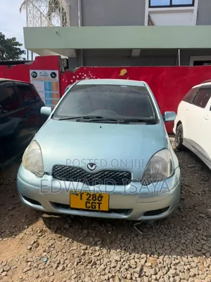Toyota Vitz 2003 Blue