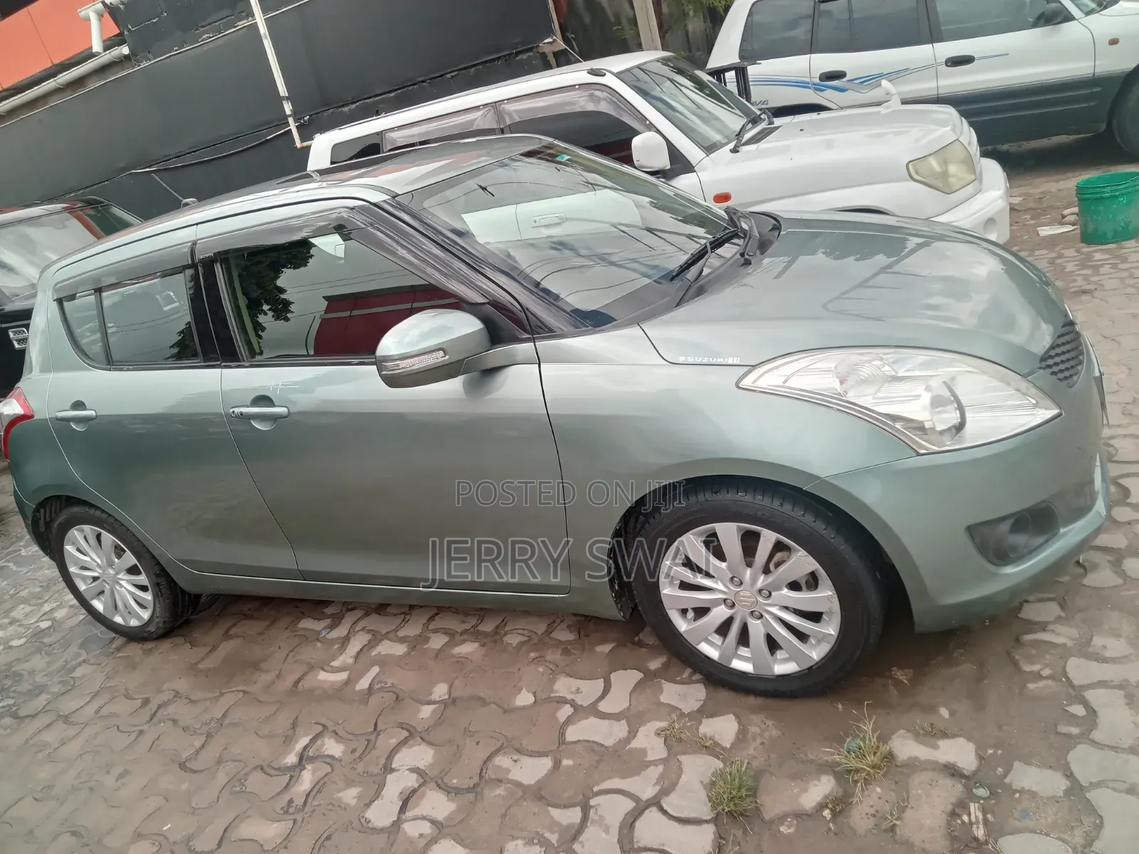 Suzuki Swift 2013 Green