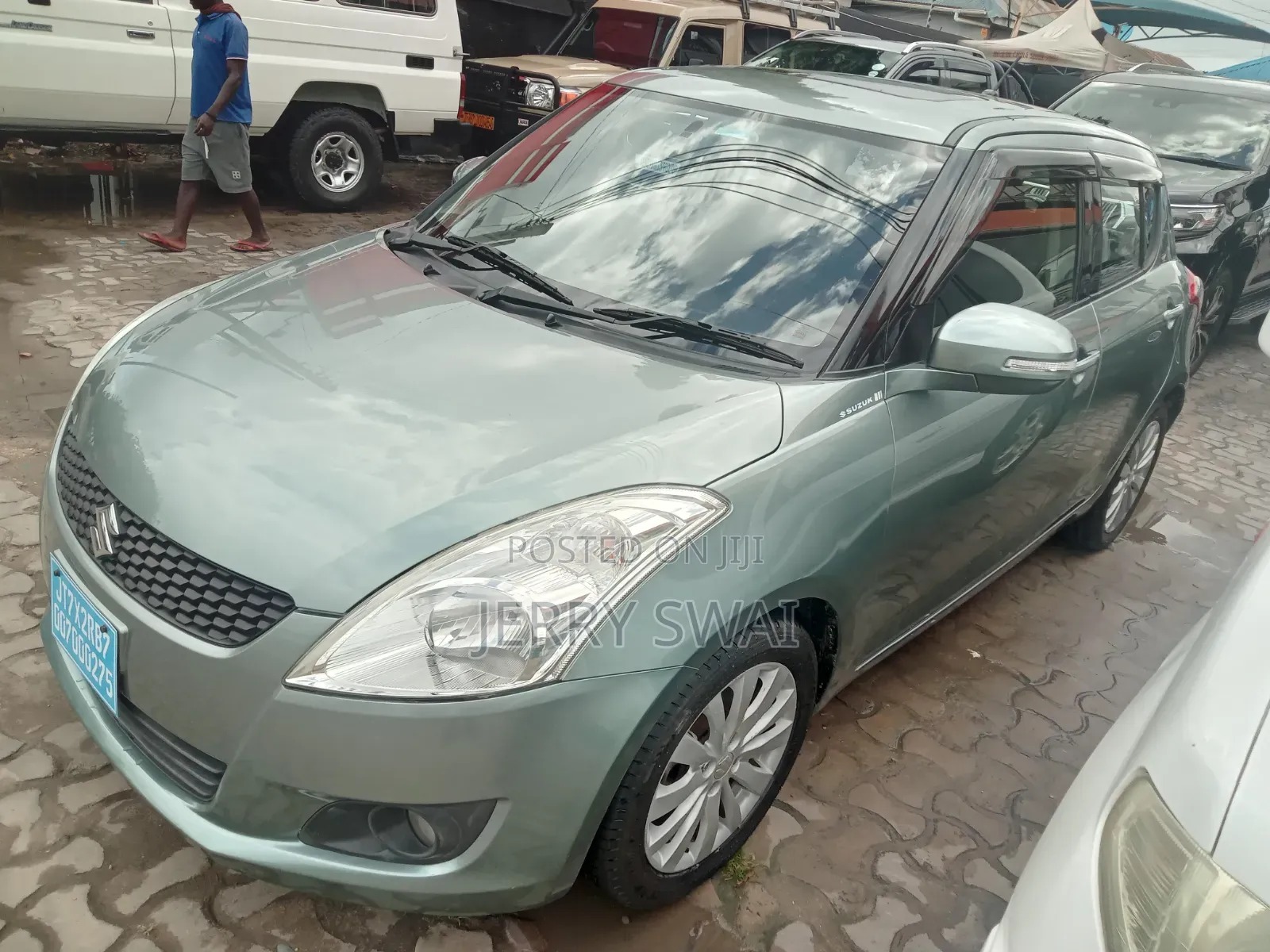 Suzuki Swift 2013 Green