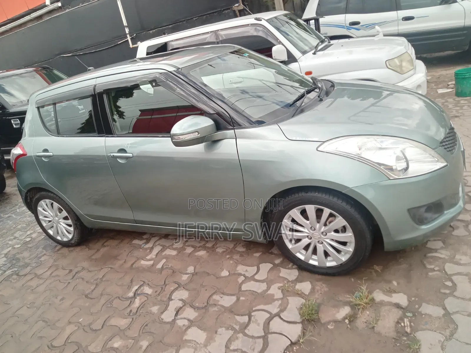 Suzuki Swift 2013 Green