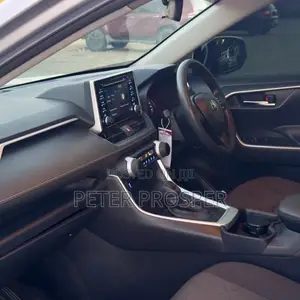 Toyota RAV4 2019 Silver
