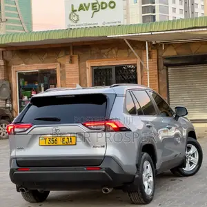 Toyota RAV4 2019 Silver