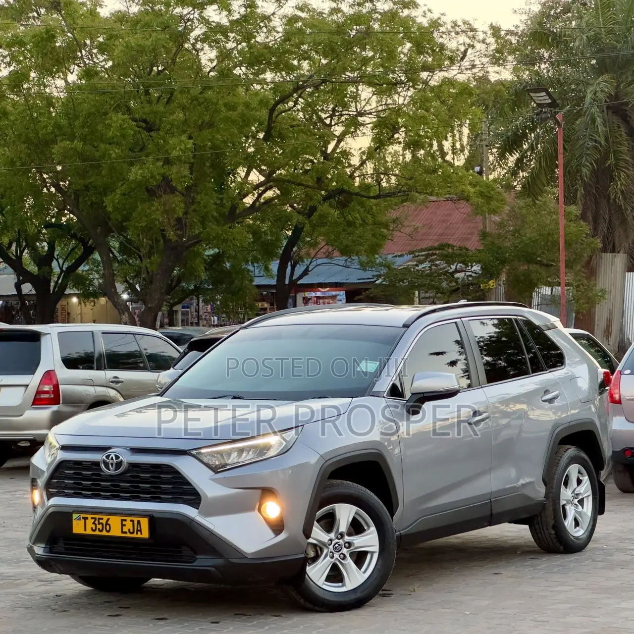 Toyota RAV4 2019 Silver