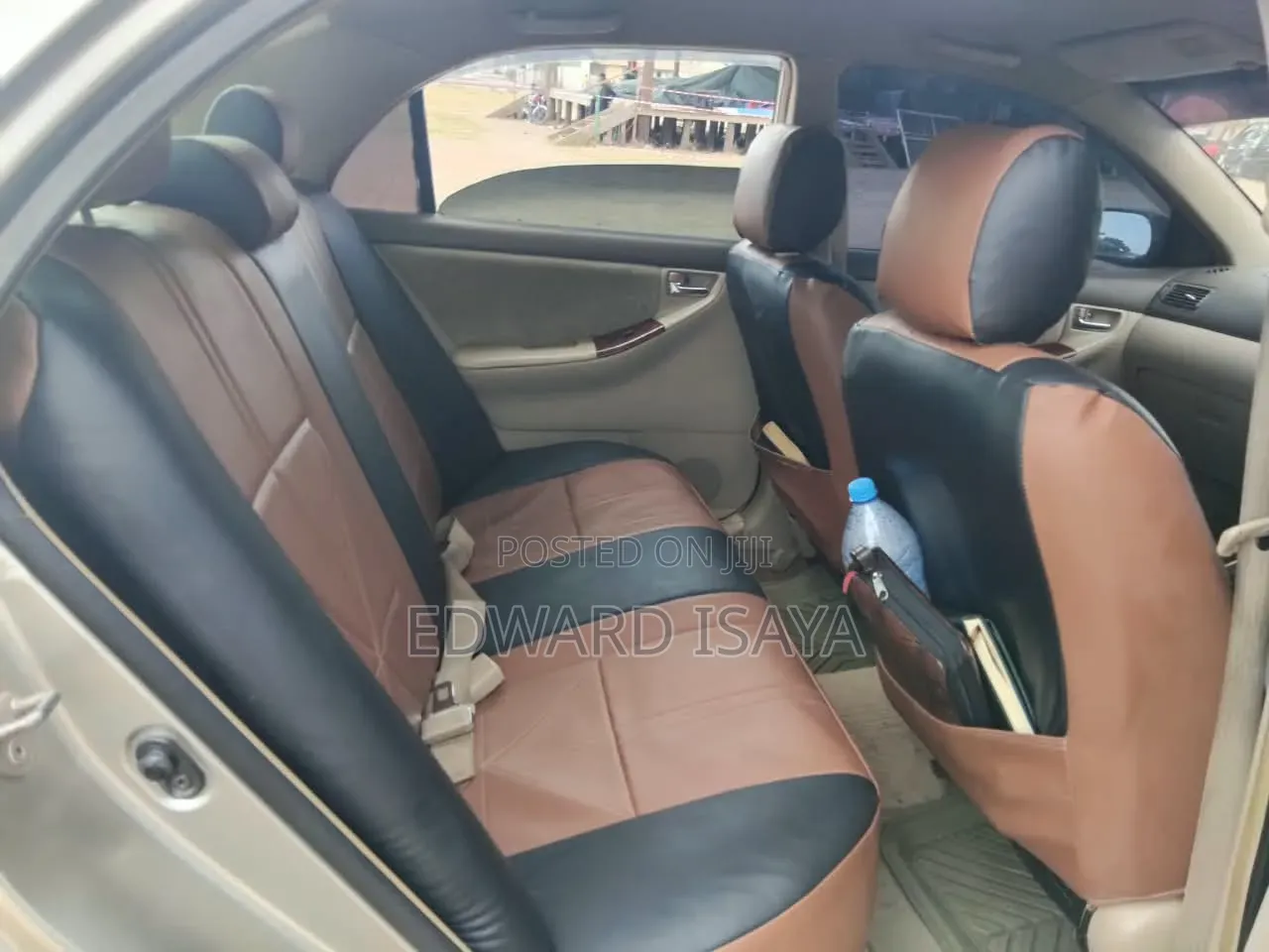 Toyota Corolla 2000 Silver