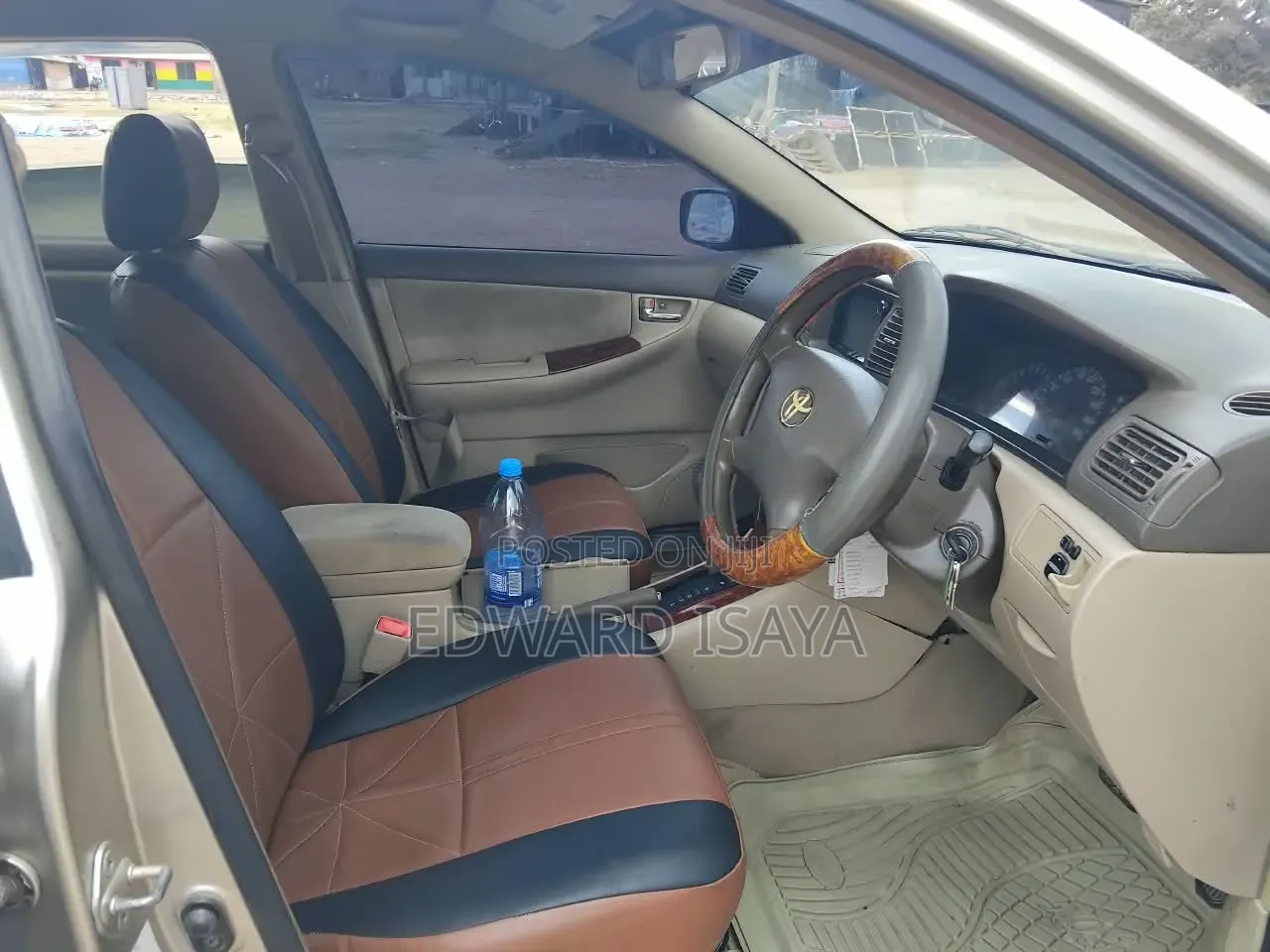 Toyota Corolla 2000 Silver